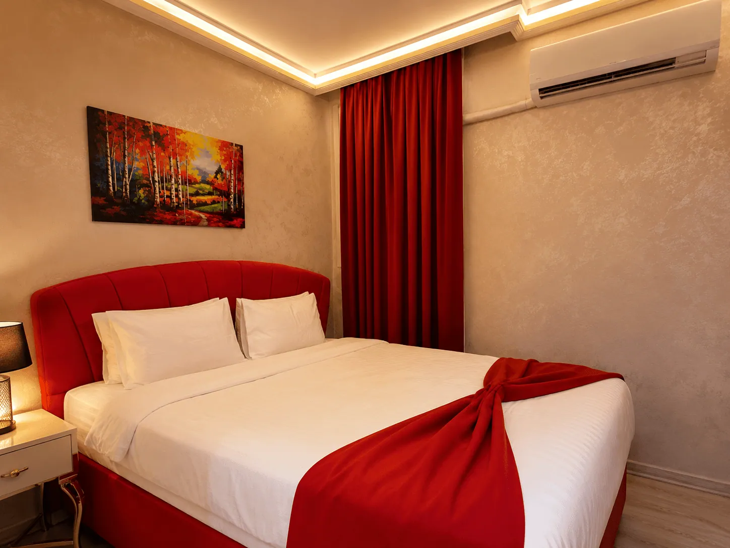 Grand Royal Suite